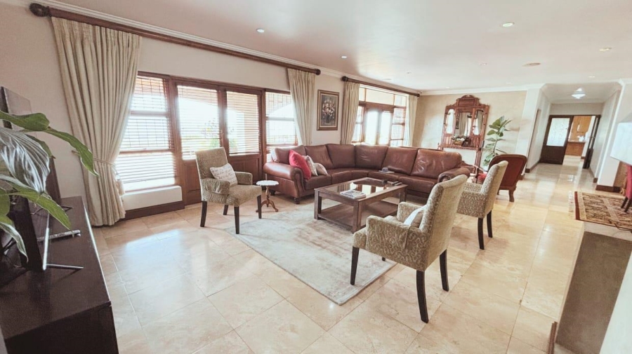 4 Bedroom Property for Sale in Grootbrakhoogte Western Cape